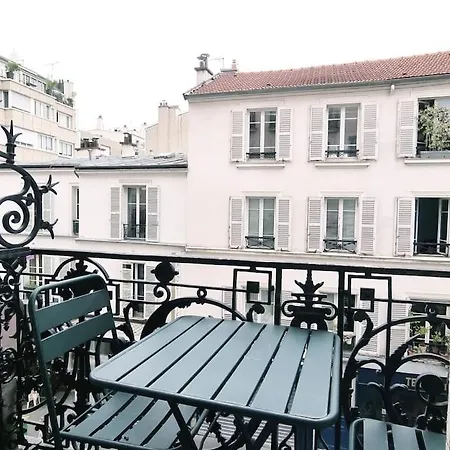 2 Personnes * Paris